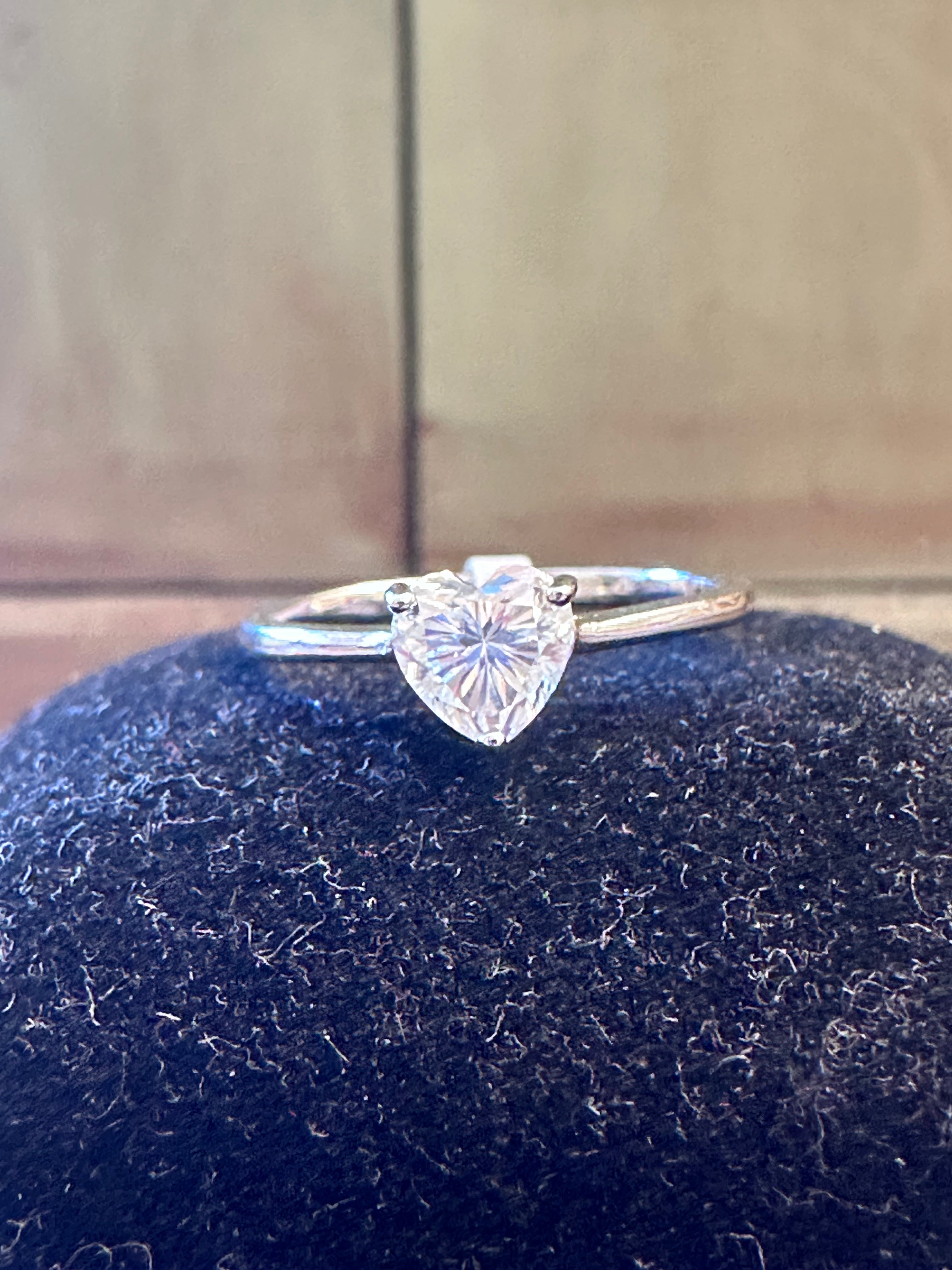 Genuine Sterling Silver Moissanite Diamond Ring Size 7
